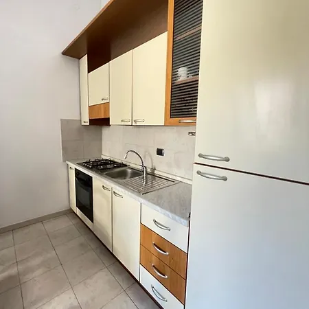 Venini 23 Milano
